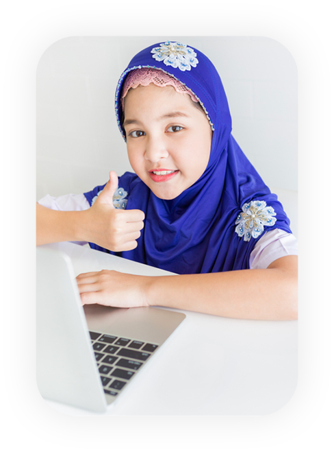 Child learning Quran online